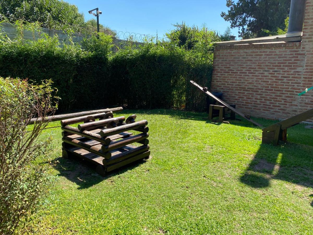 Apartamento En Country Pilar Piscina Parrilla Propia Hasta 4 Personas المظهر الخارجي الصورة